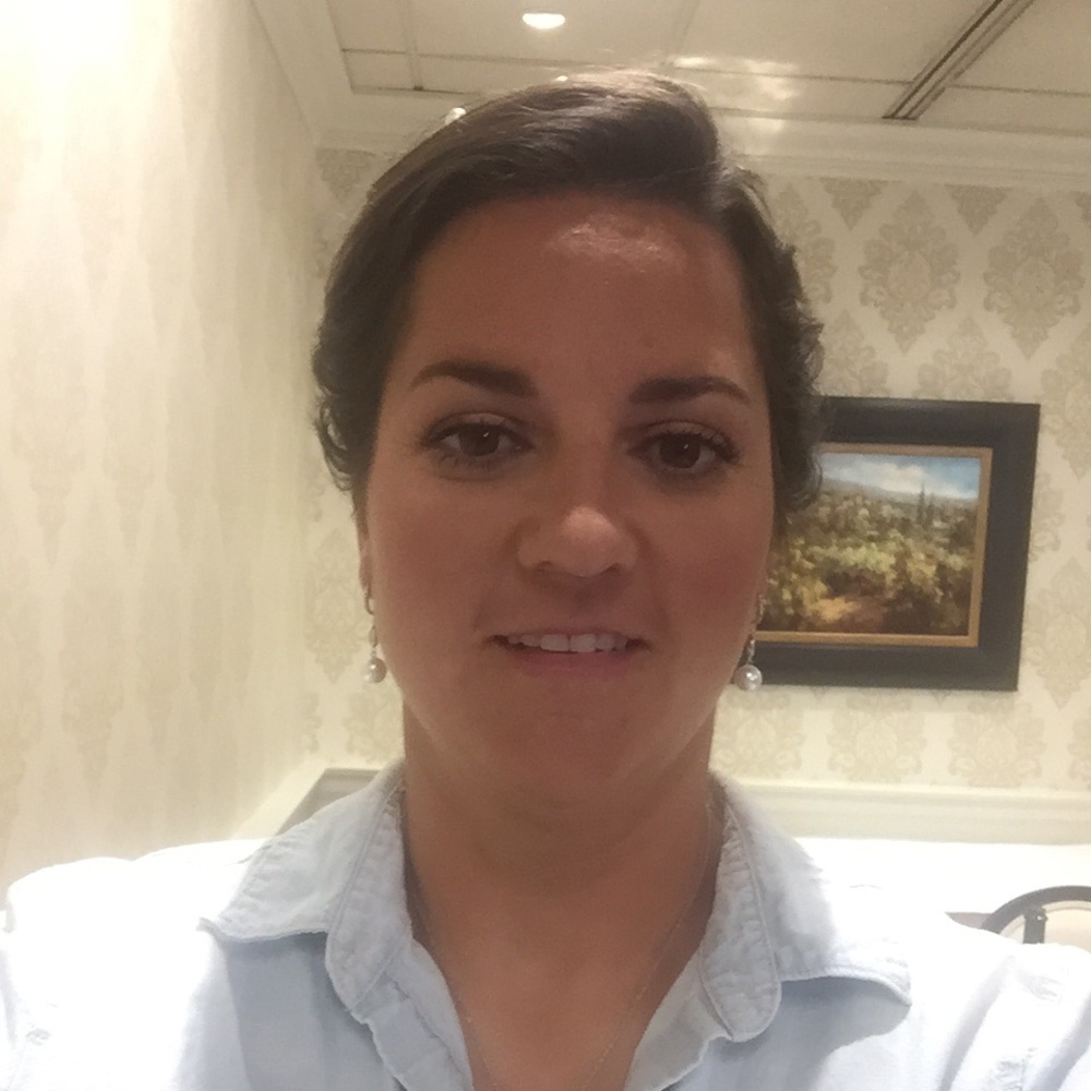 Meet your Posher, Danielle